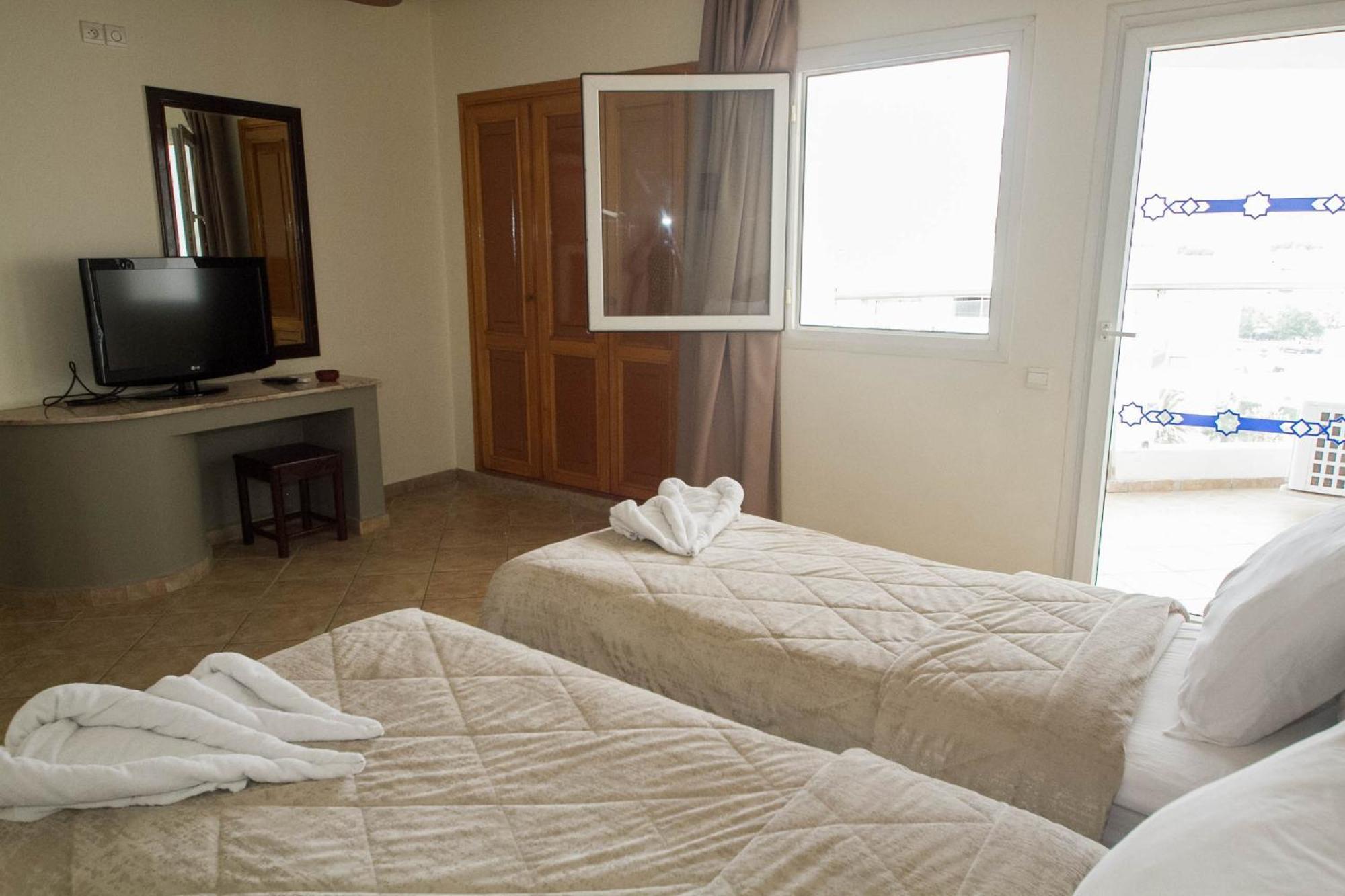 Appart'Hotel Intouriste Agadir Exterior photo